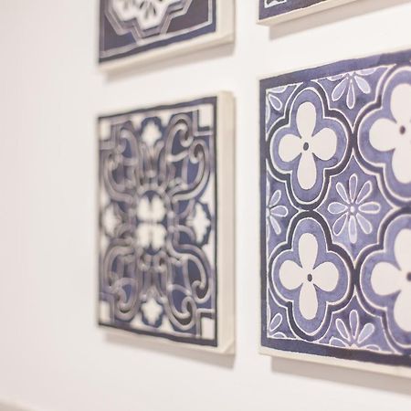 دورتموند Tm Aparts المظهر الخارجي الصورة Azulejos in the interior of the hotel