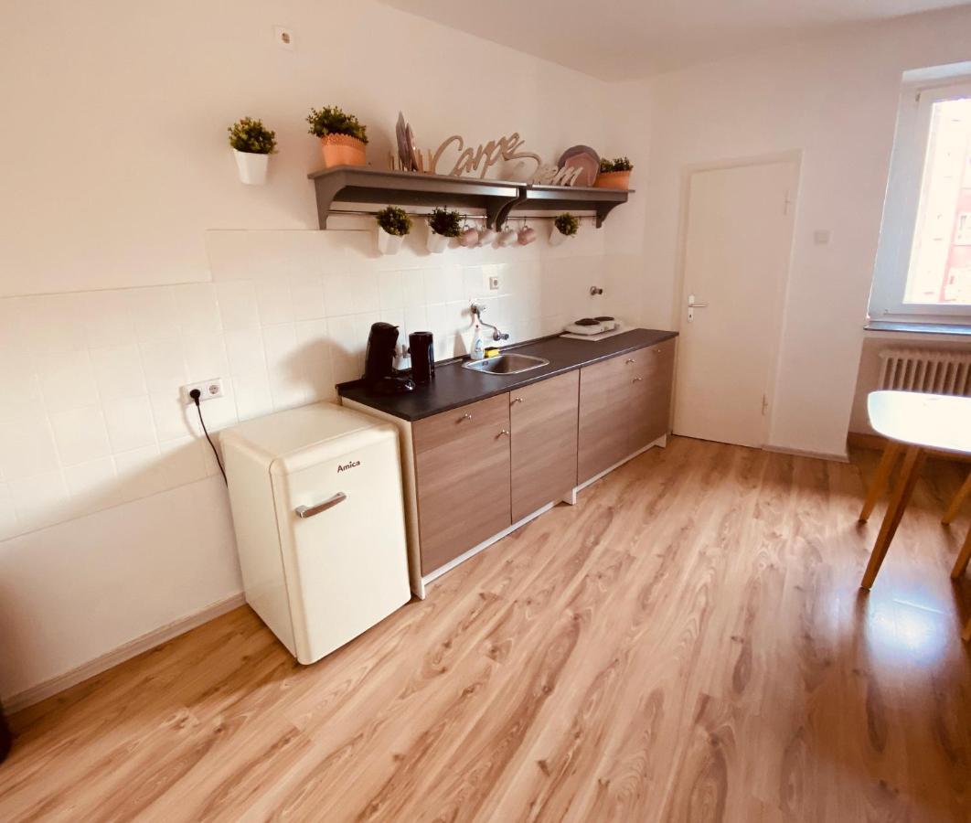 دورتموند Tm Aparts المظهر الخارجي الصورة A typical kitchen in a student apartment