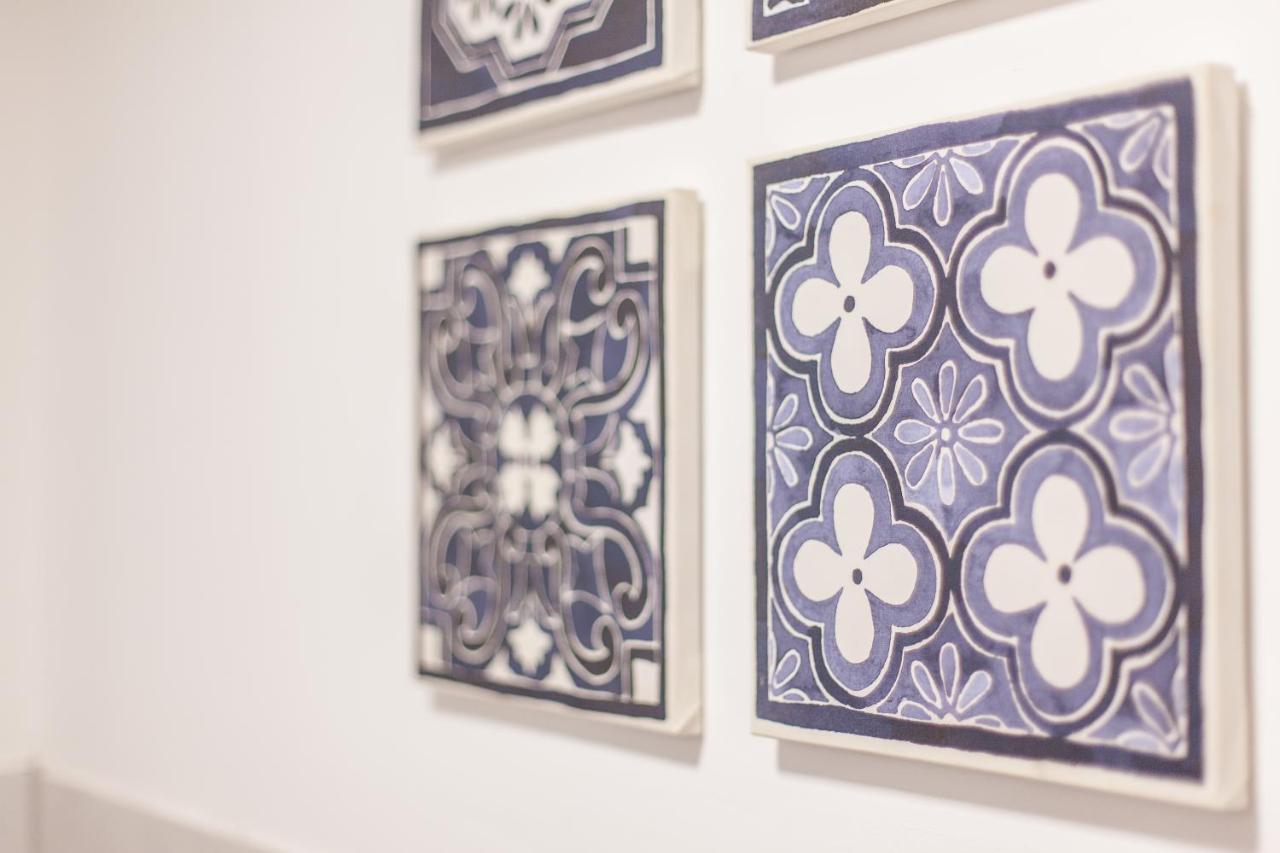 دورتموند Tm Aparts المظهر الخارجي الصورة Azulejos in the interior of the hotel